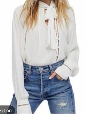 Free People Ivory White Tie Neck Button Front Blouse Lace Trim Boho Top XS